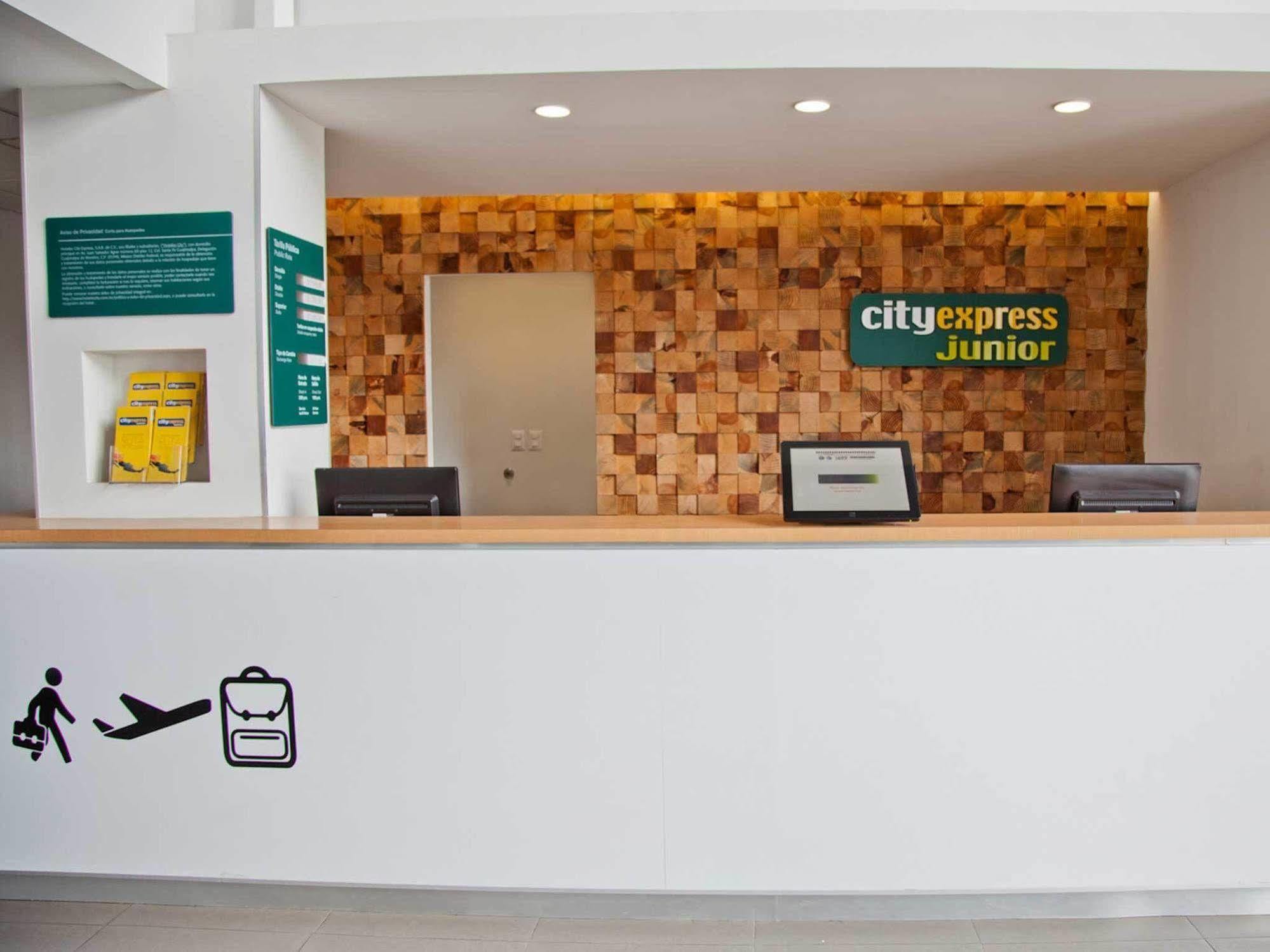 City Express Junior By Marriott Ciudad Del Carmen Aeropuerto Εξωτερικό φωτογραφία